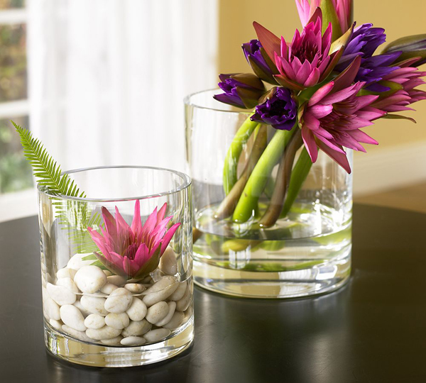 стеклянные вазы 

