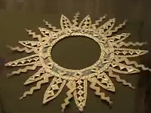 Маски из соломки своими руками