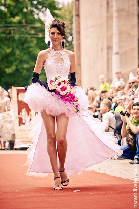 Одесский парад невест 4 (466x700, 357Kb)