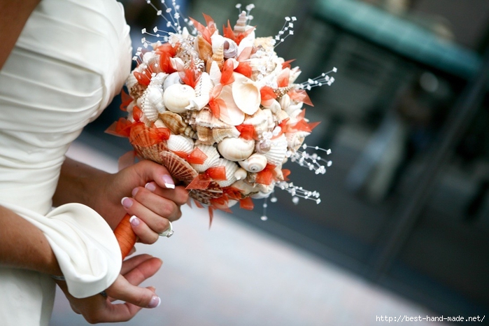orange-and-ivory-seashell-wedding-bouquet.original (700x466, 219Kb)