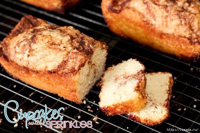 Cinnamon-Roll-Cake-Cupcakes-with-Sprinkles (650x433, 234Kb)