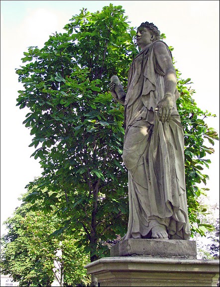 IMG_3784 Skulptur Nordkirchen (442x576, 120Kb)