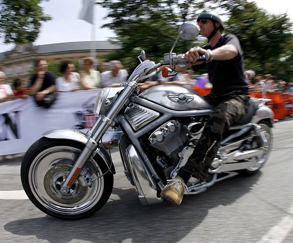 harleydavidson04 (598x495, 84Kb)