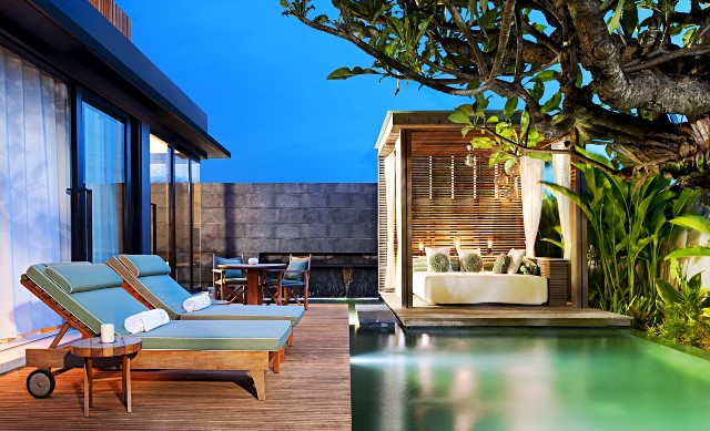W Bali_Fantastic One Bedroom Villa Retreat at night Guestroom (640x389, 98Kb)