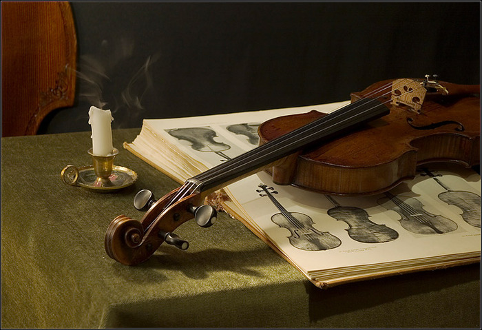 42012489_25688898_OldViolin (700x479, 124Kb)