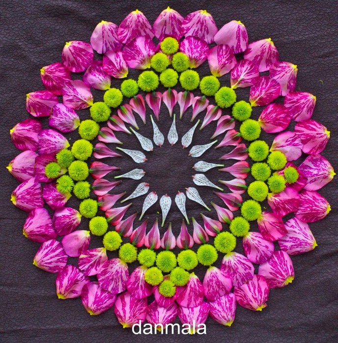 Данмала - мандала из цветов