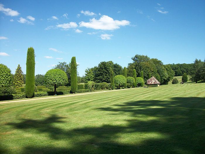 Сады поместья Эриньяк /Les Jardins du Manoir D'Eyrignac 19722