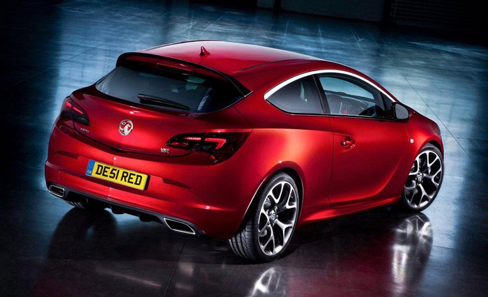 Opel-Astra-OPC-vid-szadi (700x426, 58Kb)