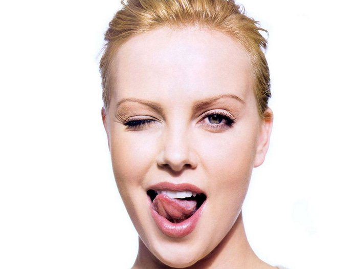 Charlize Theron (15) (700x525, 36Kb)