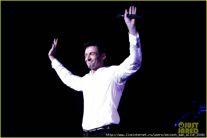 hugh-jackman-back-on-broadway-opening-night-04 (700x468, 70Kb)