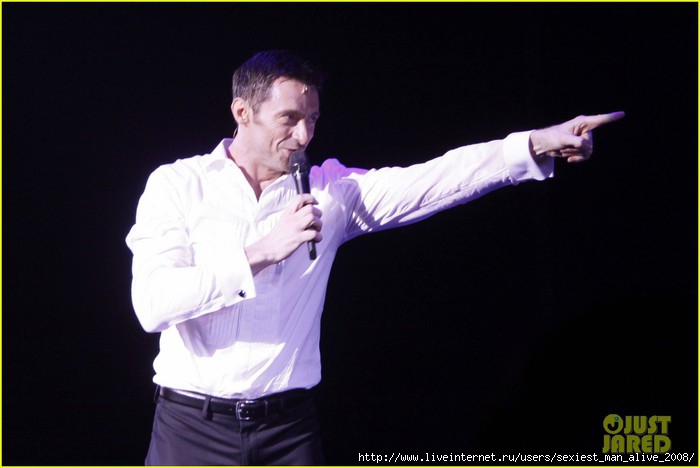 hugh-jackman-back-on-broadway-opening-night-06 (700x468, 111Kb)