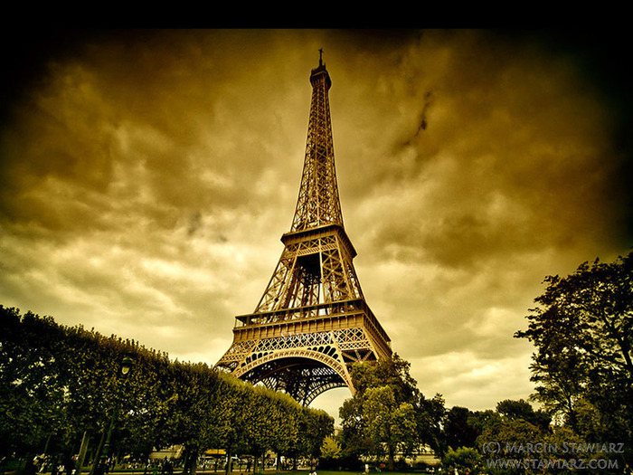 4498623_Eiffel_Tower_3D (700x525, 163Kb)