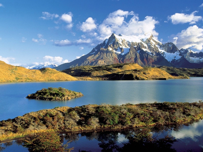 Pehoe Lake, Torres Del Paine, Chile (700x525, 321Kb)