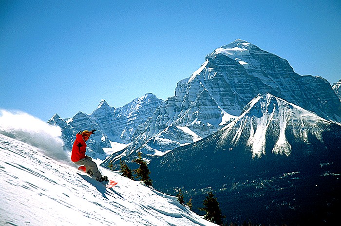 Где и как встречать новый год - канадский отель Fairmont Chateau Lake Louise