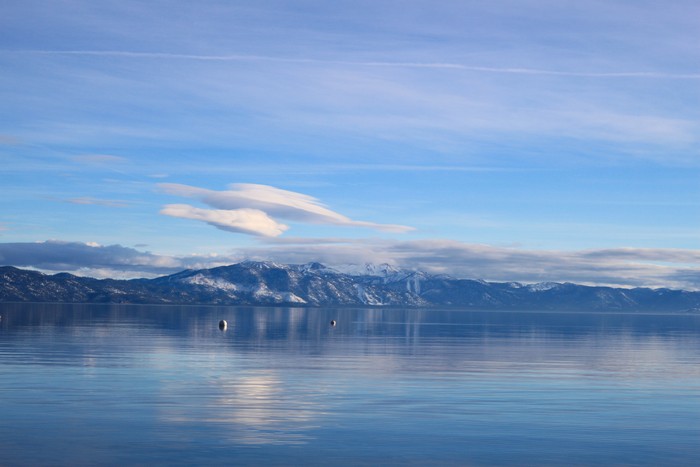 Живописное озеро Тахо в режиме Time-Laps