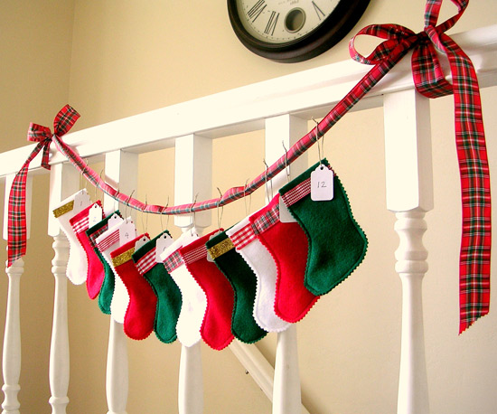 christmas-stockings2 (550x458, 89Kb)