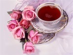  40896985_chashka_chaya_s_rozami (600x450, 58Kb)
