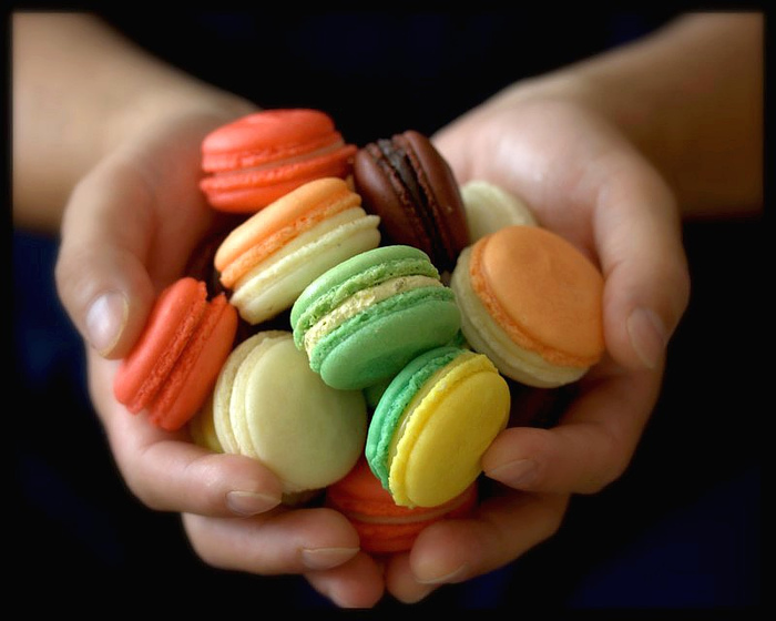 Macarons (700x560, 117Kb)