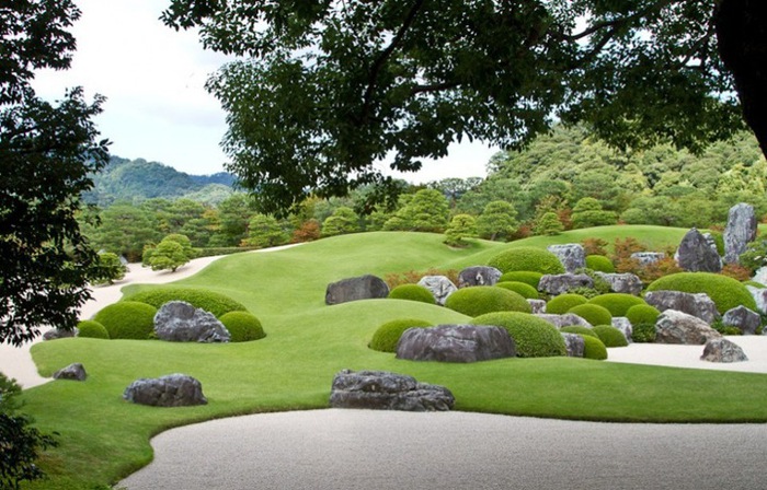 Великолепный японский сад Адачи