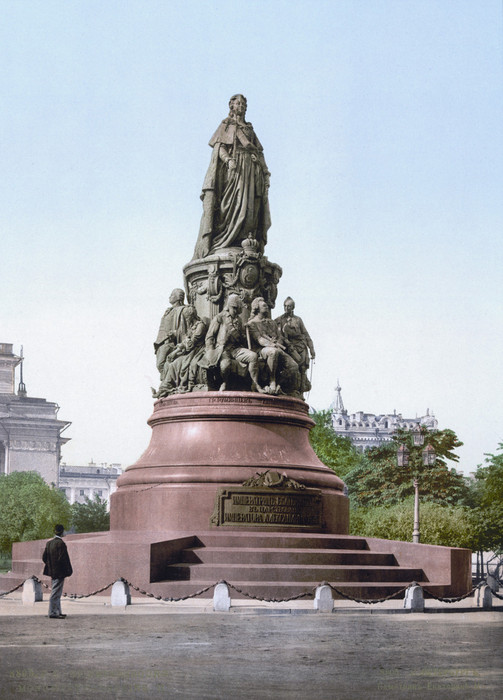 SPB_Monument_of_Catherine_II_1890-1900 (503x700, 95Kb)