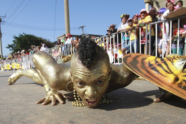 Карнавал в Барранкилье (Carnival in Barranquilla), Колумбия, 18-20 февраля 2012 года/2270477_226 (610x406, 82Kb)