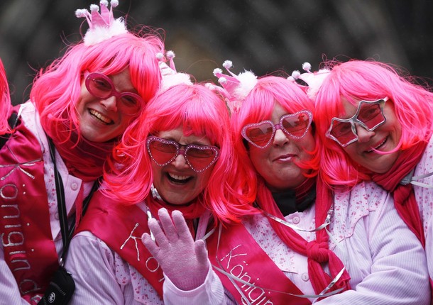 Карнавал женщин (Women's Carnival) в Кёльне, Германия, 16 февраля 2012 года