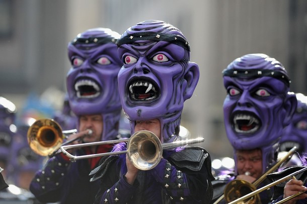 Парад роз в Кёльне (Rose Monday parade in Cologne), Германия, 20 февраля 2012 года.