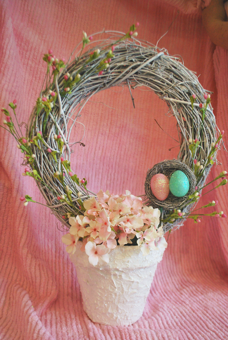 Easter Wreath Topiary- With flowers (469x700, 587Kb)