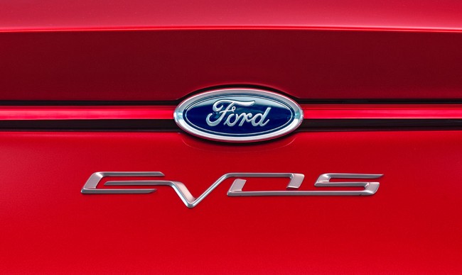 Ford Evos - красивый концепт-кар 14 (650x388, 36Kb)