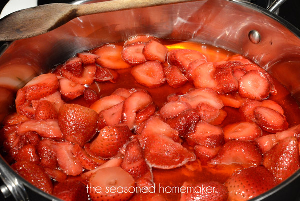 easy-strawberry-jam-1a (600x403, 313Kb)