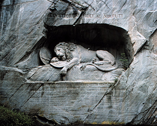 Торвальдсен Умирающий лев (543x437, 121Kb)