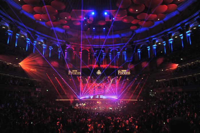 Radio1-Ibiza-Proms (700x465, 68Kb)