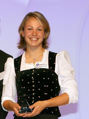 1332075726_neuner8 (300x400, 35Kb)