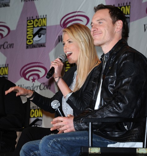 FFN_KMFF_WonderCon_Day2_031712_8884292 (475x505, 66Kb)