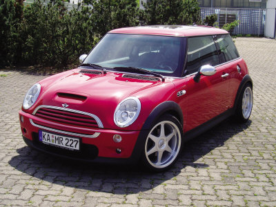 MK-Mini_Cooper_S (400x300, 47Kb)