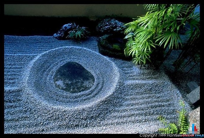 Японский сад фото 28 (700x473, 147Kb)