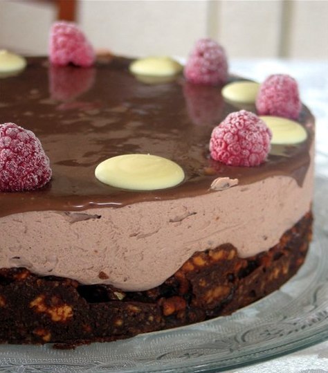 торт шоколадные шарики/1333810435_tort (474x539, 49Kb)