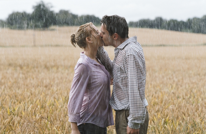 676813_2005_match_point_023 (700x453, 242Kb)