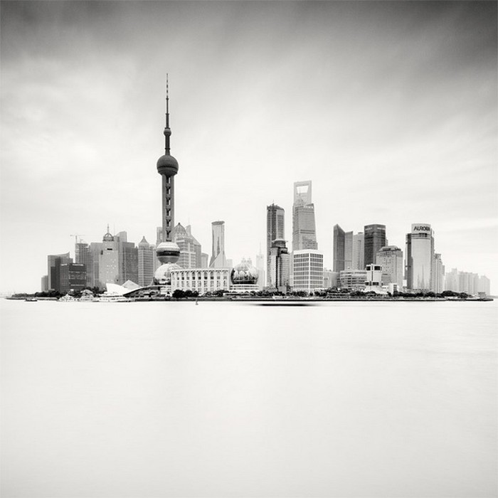 Красивые черно белые фото Шанхая от Martin Stavars 9 (700x700, 53Kb)