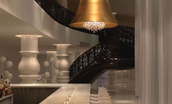 Удивительно красивый дизайн отеля Mondrian South Beach 44 (700x424, 47Kb)