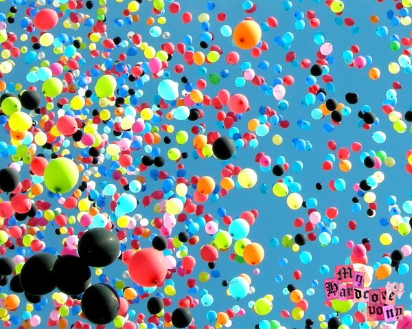 День воздушного шарика, Саратов, 29 апреля 2012 года/2270477_82_1_ (600x479, 107Kb)