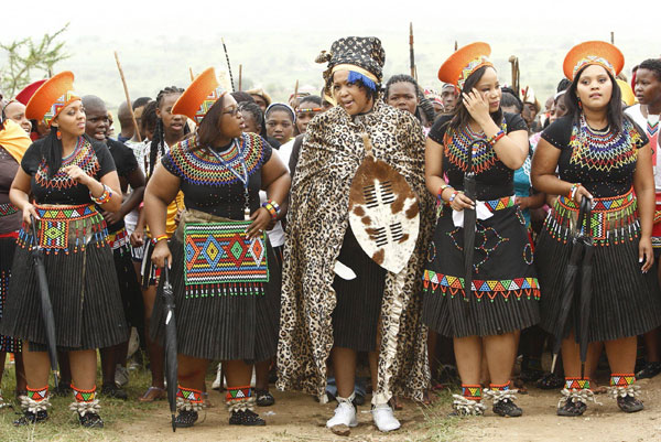 President Jacob Zuma and Thobeka Madiba (9) (600x401, 95Kb)