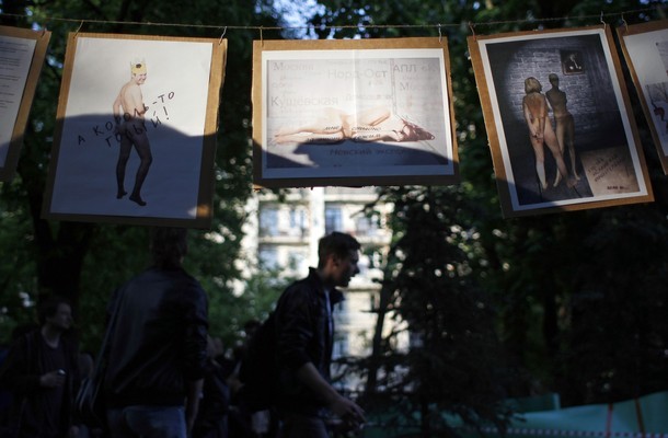 Добрый лагерь оппозиции в районе Чистых прудов, Москва, 15 мая 2012 года/2270477_96 (610x400, 57Kb)
