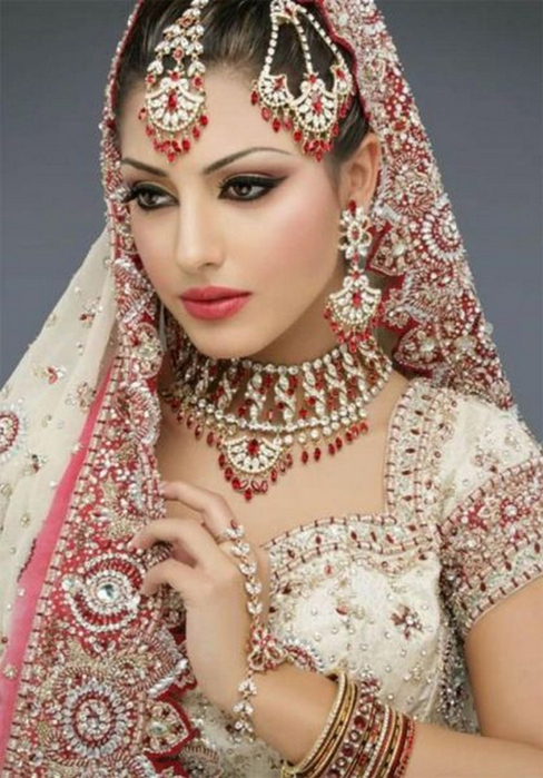 Портретные фото невест из Индии 40 (488x700, 362Kb)