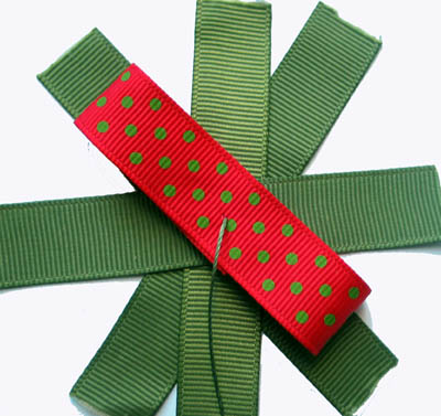 christmas ribbon rosette 5 (400x377, 50Kb)