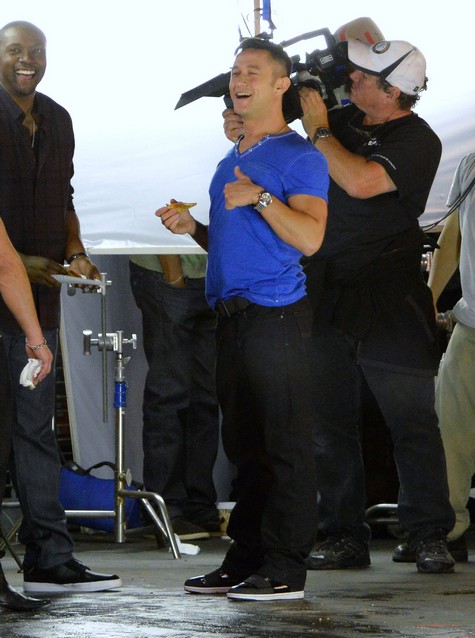 FFN_Levitt_Joseph_Gordon_VAH_052312_9117419 (475x638, 76Kb)