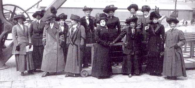hotesses1 (665x300, 31Kb)