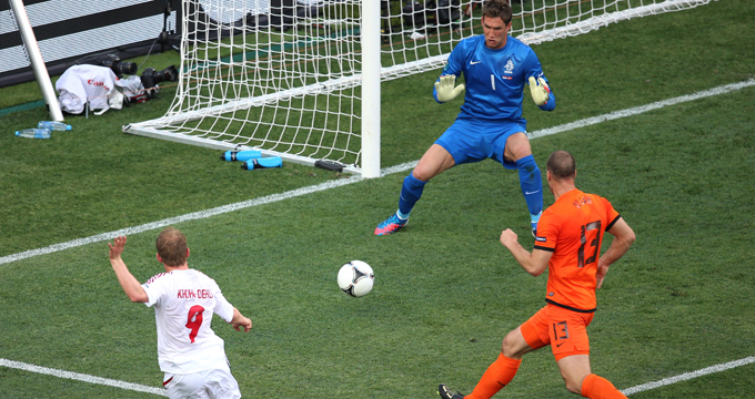 3810115_euro2012_b (640x320, 345Kb)