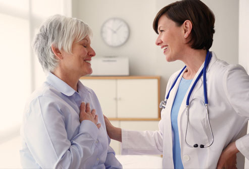 3822850_getty_rm_photo_of_doctor_with_smiling_patient (493x335, 26Kb)