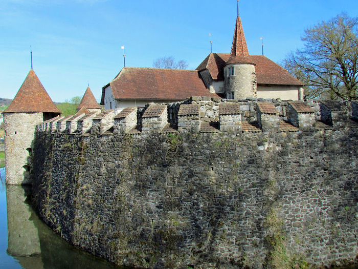 Замок Хальвиль (Schloss Hallwyl) 74917